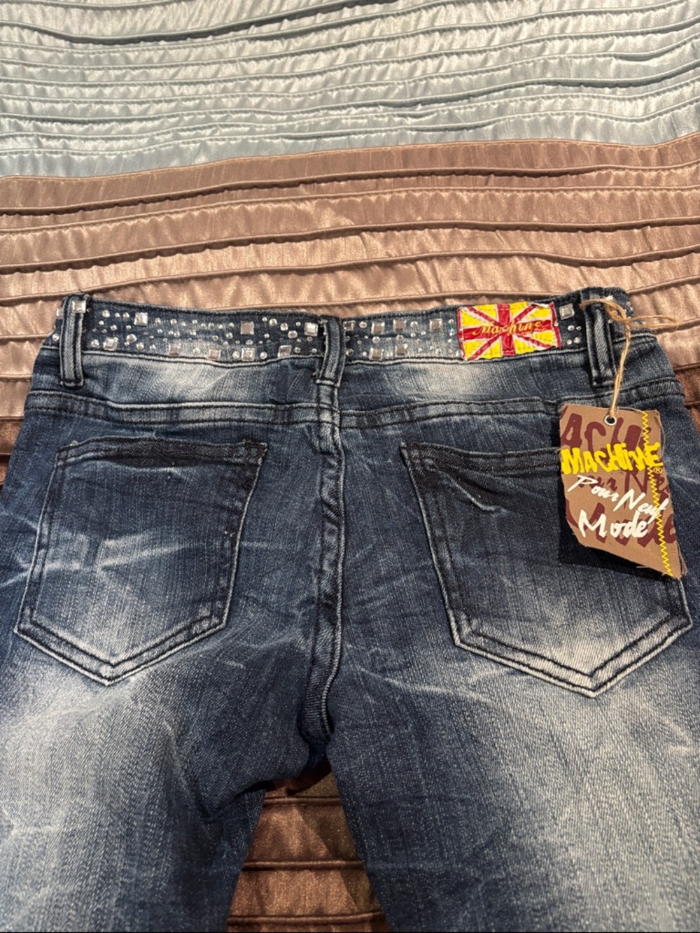 Machine Rhinestone-Embellished Ripped Jeans - Picture 4 of 9